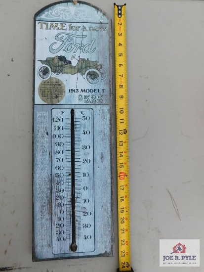 1913 model T wood thermometer sign. (no thermometer)