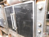 Electric commercial oven