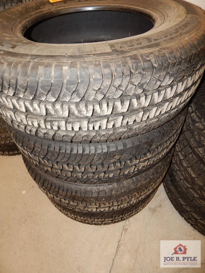 Michelin tires 265/70R18 x 4