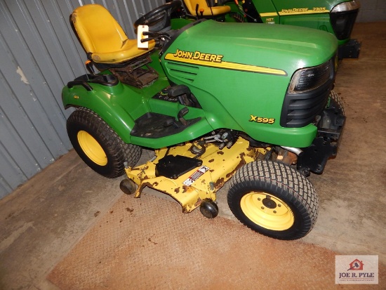 John Deere X595 diesel riding lawn mower 4x4. 2401.5 hours