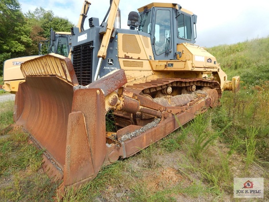 John Deere Crawler Doz 1050c 7236 hours. Serial LU1050C008744