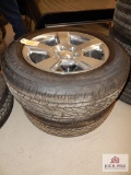 Continental 275/55R20 on rims x 2