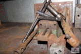 T Wrenches, metal vice with platform