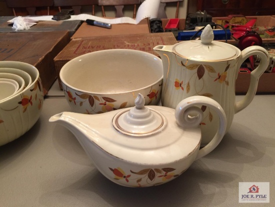 Lot three 3 pieces Jewel Tea: bowl Aladdin tea pot, coffee pot