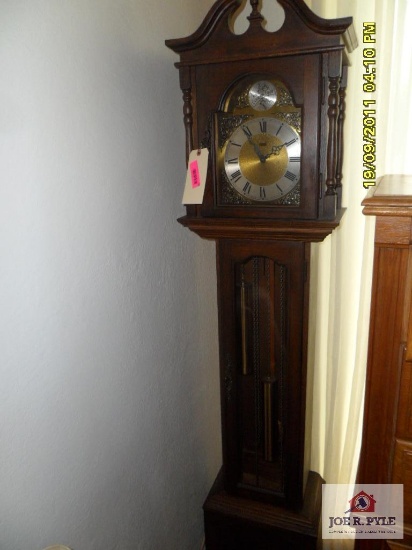 emperor tempus fuget clock