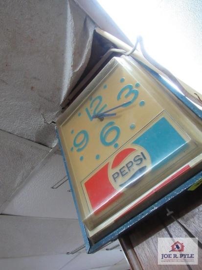 Pepsi clock