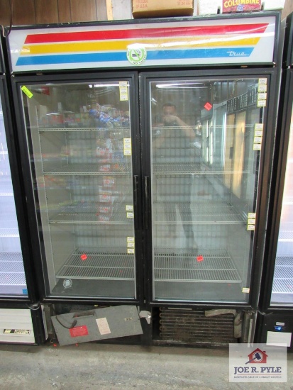 true 2 door self contained cooler