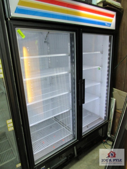 true 2 door self contained cooler