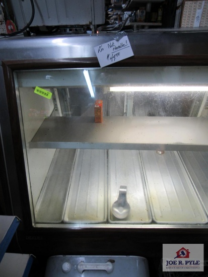 coldin meat case
