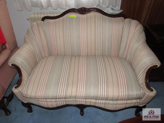loveseat