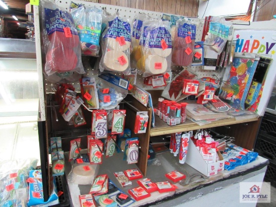 4 ft section of party supplies