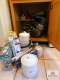 Slow cooker, mixer, electric knife, pots & pans