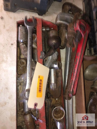 1 Lot of pipe wrenches and assorted tools