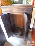 Vintage cabinet (radio removed)