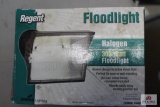 Floodlight, battery-powered 