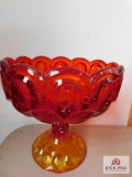 Pedestal base Amberina bowl