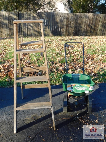 Scotts Edge Guard mini spreader, wooden stepladder