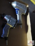 2 Air Guns