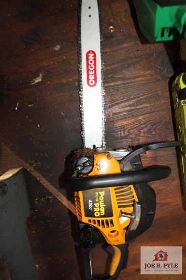 Poulen 42cc chainsaw