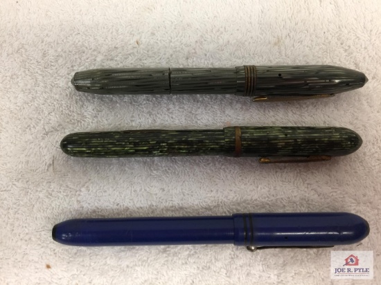 Three antique fountain pens, poor condition