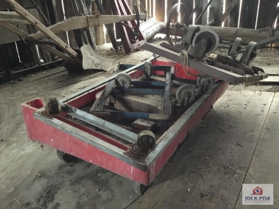 Lot of wheeled flat carts
