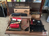 Pre war American Flyer 565 train set with some boxes and accessories