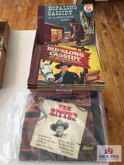 Lot of vintage 940-50's Hopalong Cassidy and Tex Ritter record albums