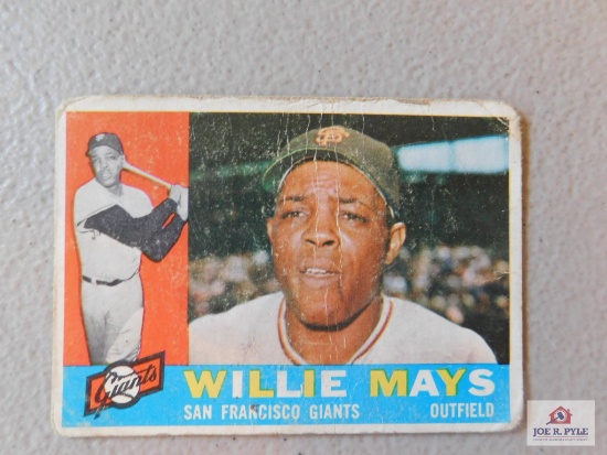 70 assorted 1960 Topps with some stars and high numbers: Mays, Yanks team, McCovey, A.S. Wynn, F