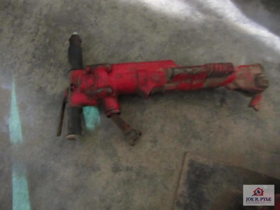Chicago Pneumatic 90LBS T Handle Air Hammer