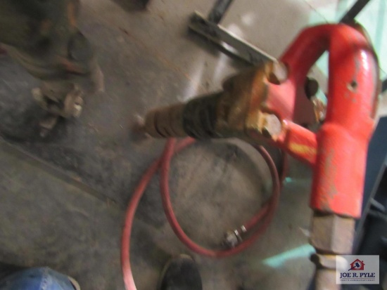 Chicago Pneumatic D Handle Air Hammer