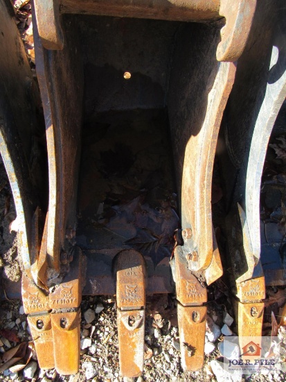Bobcat Excavator Bucket 12"