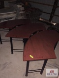 3 Curved Tables