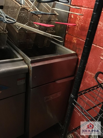 Imperial two basket fryer