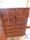 3-Drawer chest w/2 drawers