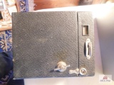 1 Brownie box camera