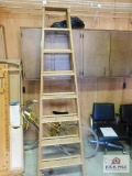 8' Wooden ladder