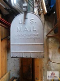 Large mailbox