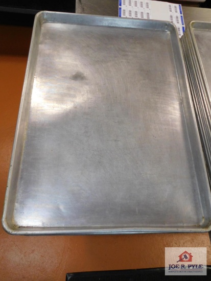 10 commercial baking sheets