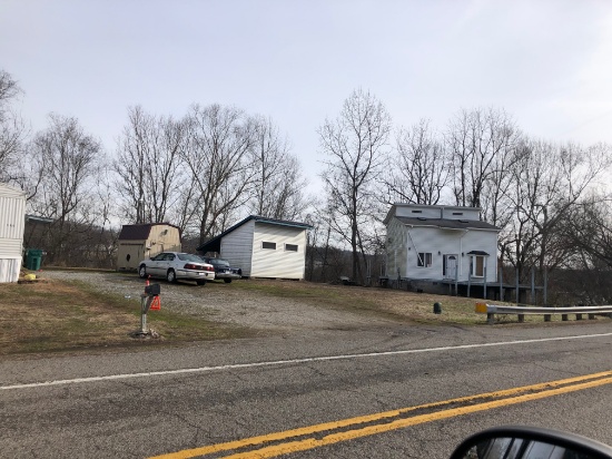 2-Story Home on Kanawha River