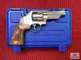 [SKU 102620] Smith & Wesson 29-10 Nickel .44 MAG | SN: DCE9101