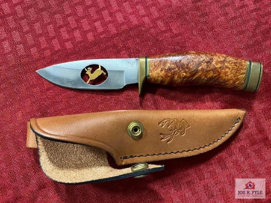 [SKU: 102079] Buck special edition knife "Running Deer" ANIB