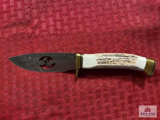 [SKU: 102080] Buck special edition knife "Fighting Bucks" 296 of 1000 signed by Chuck Buck