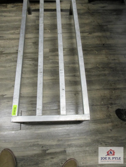 4ft dunnage rack