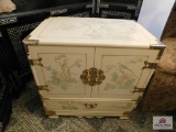 Chest with mother of pearl decoration