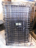 I-Crate dog cage measures 30x19x21