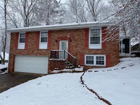 3 Bedroom Mid-Entry Home