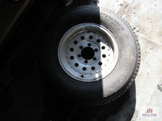 trailer tire and wheel 235/85r16