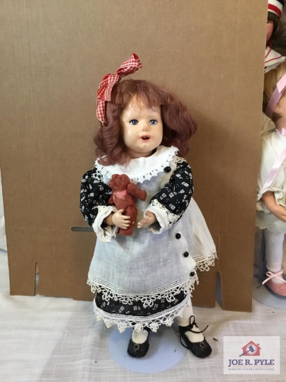 Antique Schoenhut doll with open/close eyes 15"