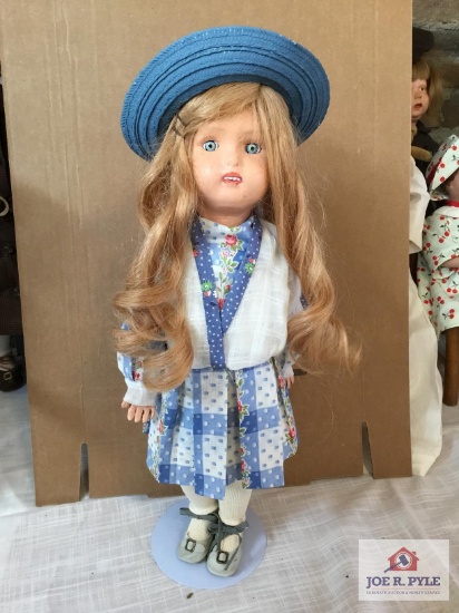 Antique Schoenhut doll with open/close eyes 17"