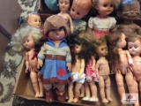 Lot of 1950's dolls